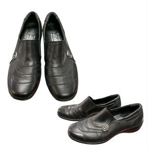Chic Black Leather Slip-On Loafers S7